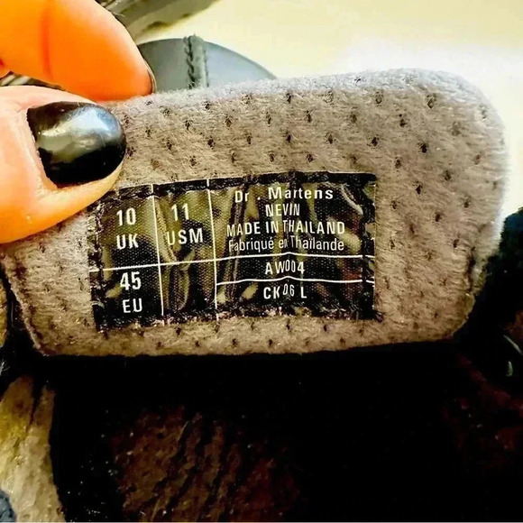 Dr. Martens Nevin Leather Black Oxfords - Picture 8 of 9